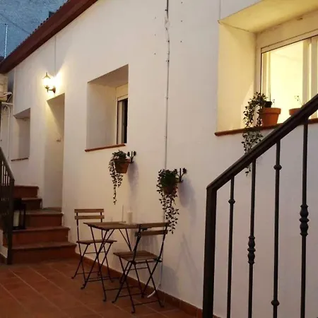 2 Bedrooms With Furnished Terrace And Wifi At Appartamento *