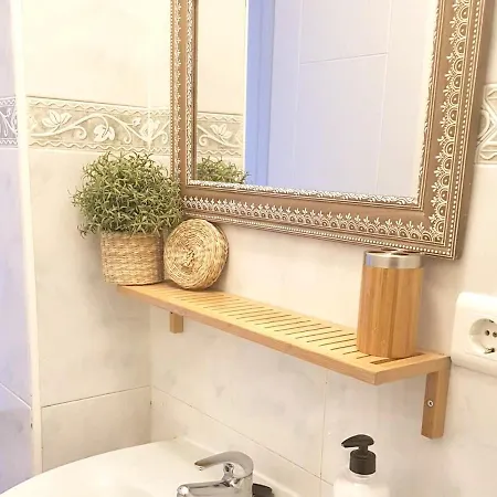 2 Bedrooms With Furnished Terrace And Wifi At Appartamento
